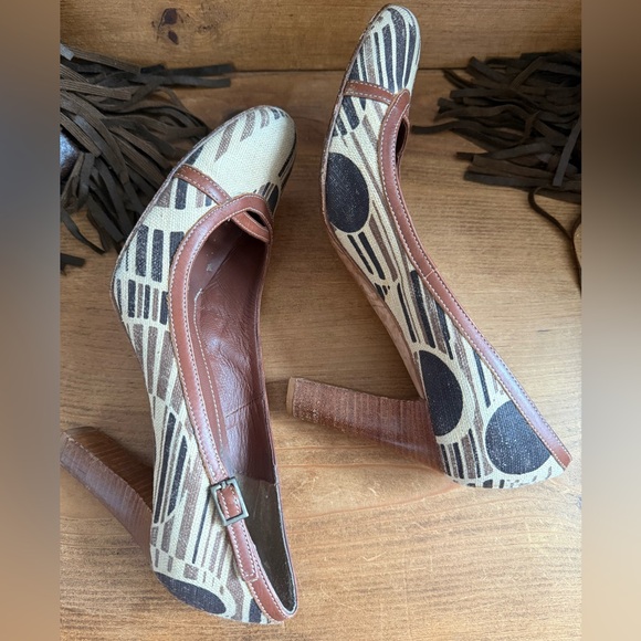 Banana Republic Linen and Leather Brown Pumps Size 7.5 - Picture 5 of 9